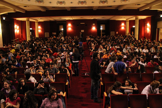 Il pubblico composta dalle scolaresche che hanno partecipato al concorso